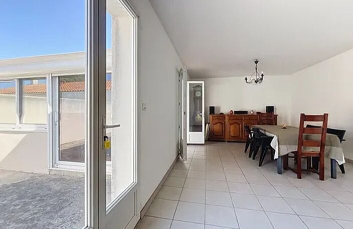 Vente maison 6 pièces 110 m² Saint-Rogatien (17220) — photo 4