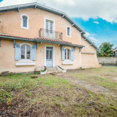 Maison 7 pièces 348480 €