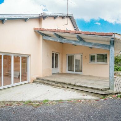 Maison 7 pièces 337920 €