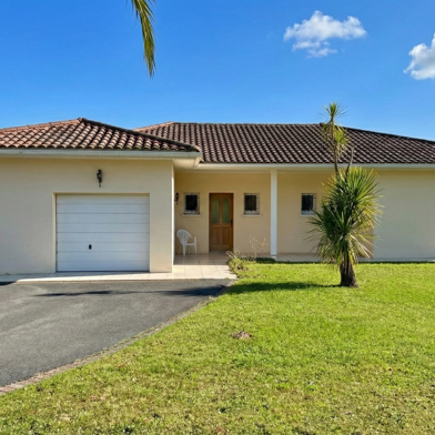 Maison 5 pièces 740000 €