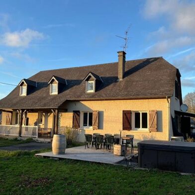 Maison 6 pièces 296520 €