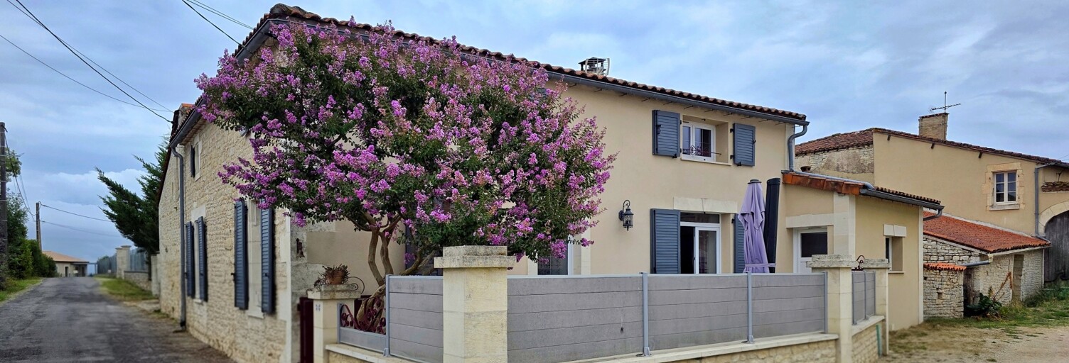 Maison 5 Pièces 126 m² à vendre à Coulgens (16560)