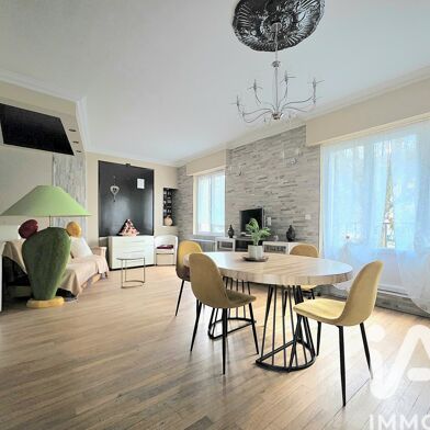 Appartement 4 pièces 156000 €