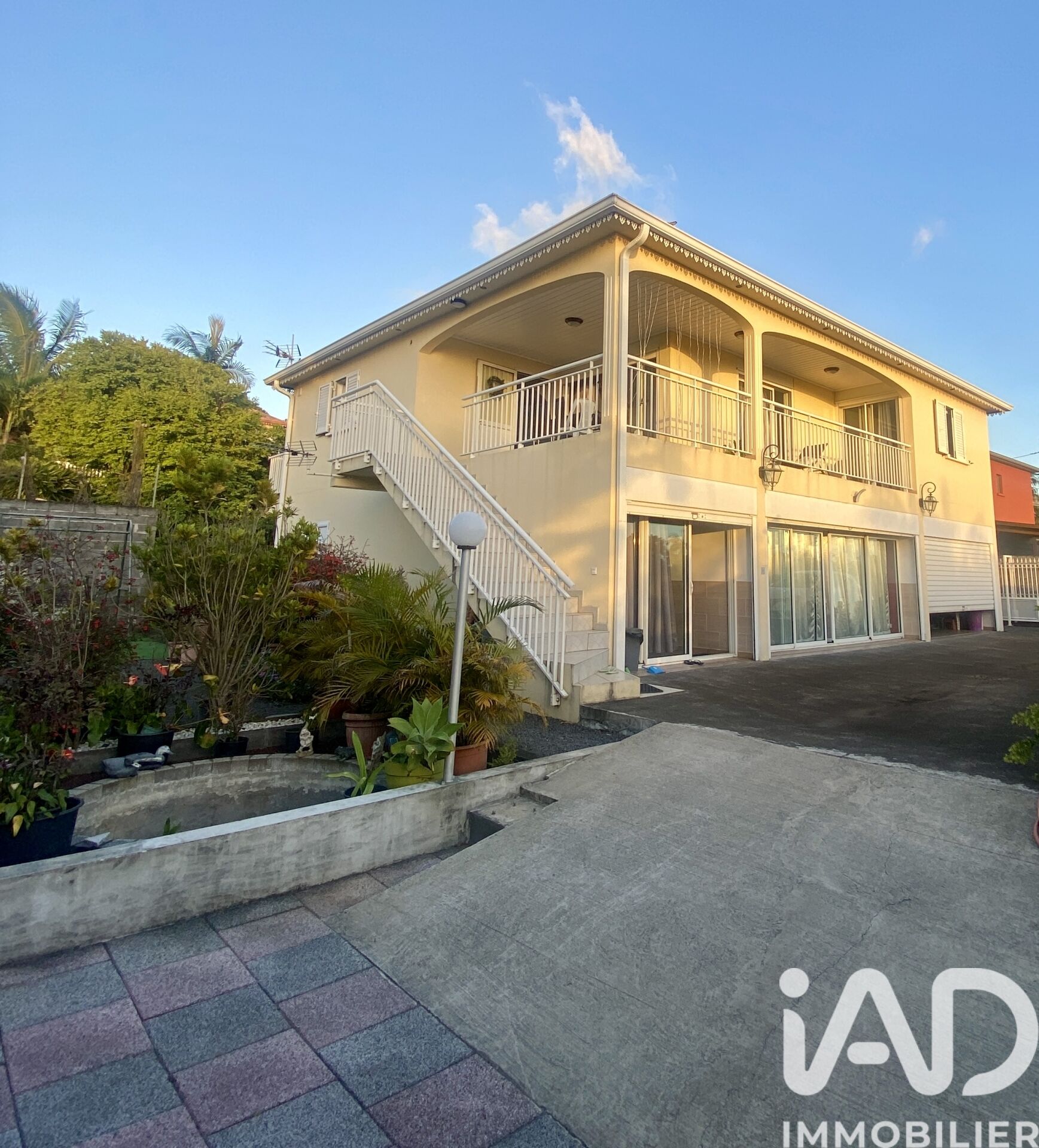 St-Pierre - 198m² - 5p. - 3ch.