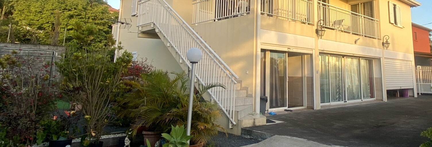 Maison 5 Pièces 198 m² à vendre à Saint-Pierre (97410)