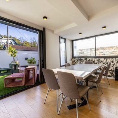 Maison 5 pièces 1354000 €