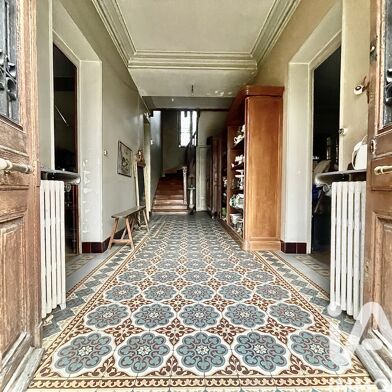 Maison 14 pièces 591000 €