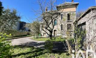 Maison 14 Pièces 241 m² à vendre à Grenoble (38000)