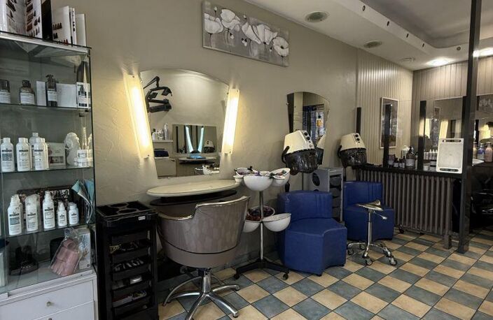 Vente Local d'activités 80 m&sup2; — photo 2