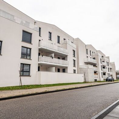 Appartement 3 pièces 226180 €