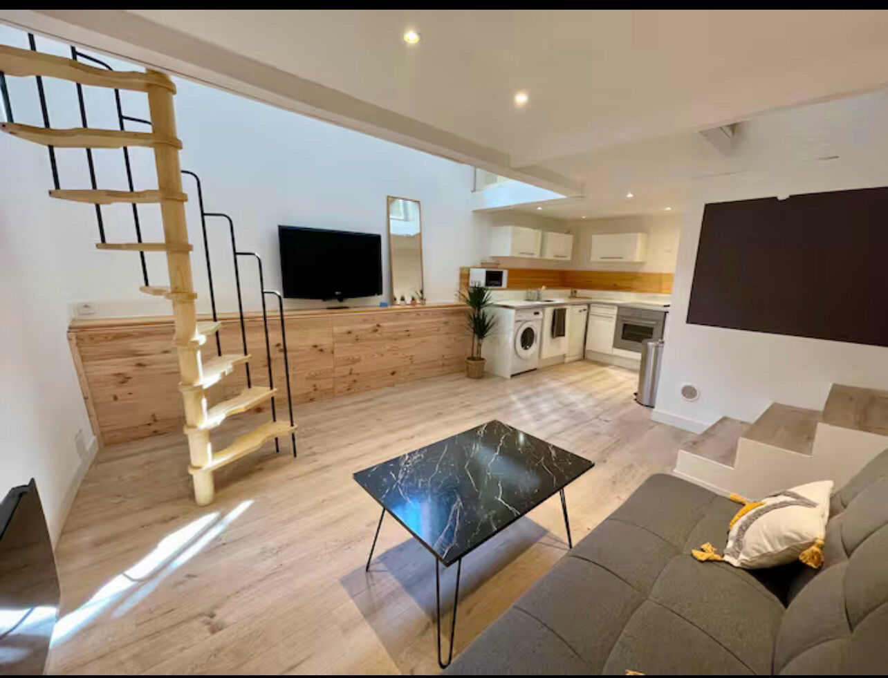 Appartement 2 pièces  à louer Marseille 7eme 13007