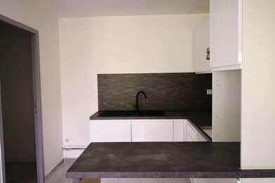 Appartement 4 pièces 815 €