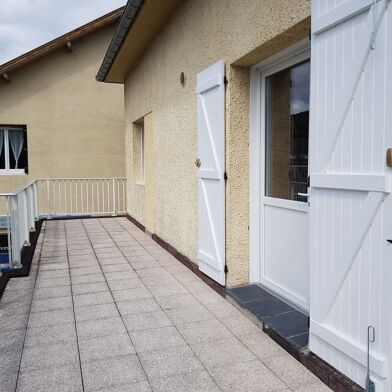 Appartement 3 pièces 610 €