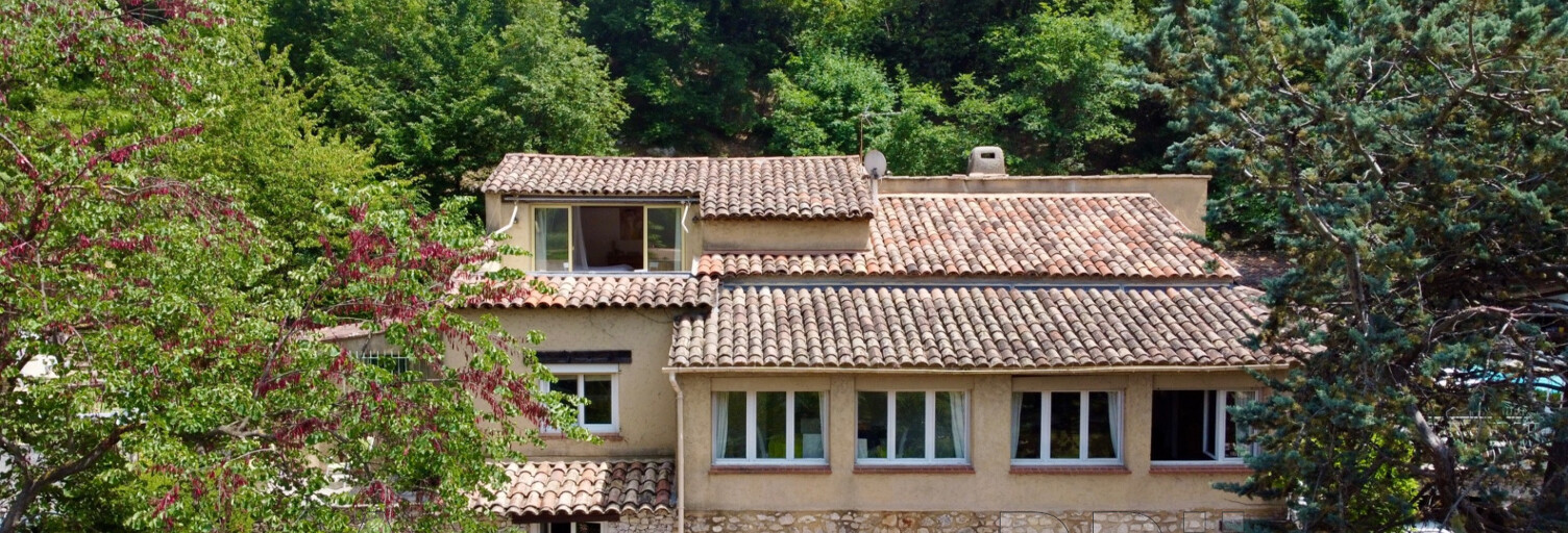 Maison 7 Pièces 276 m² à vendre à Tourrette-Levens (06690)