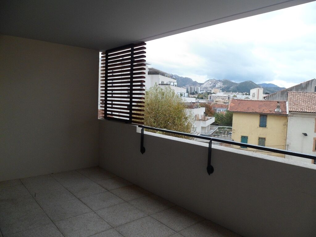 Appartement 3 pièces  à louer Marseille 10eme 13010