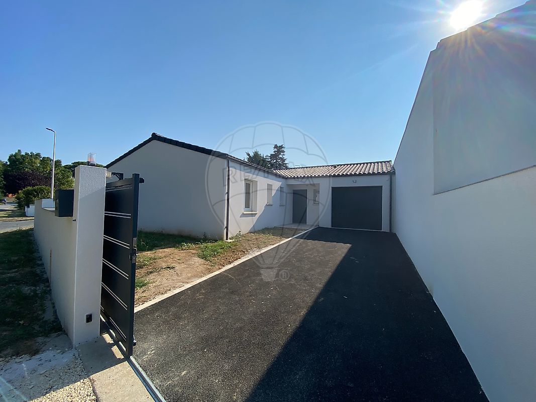 Villa / Maison  T4 à vendre Vaux-sur-Mer 17640