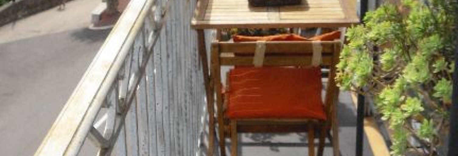 Appartement 1 Pièce 53 m² à louer à L'Escarène (06440)