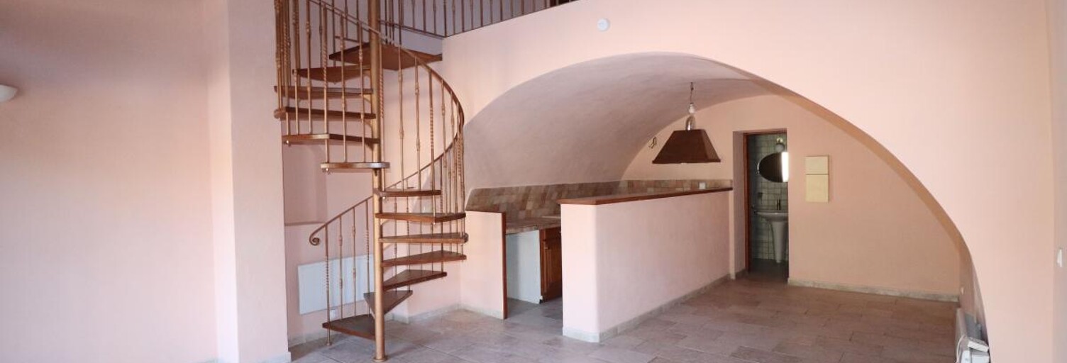 Appartement 1 Pièce 53 m² à louer à L'Escarène (06440)