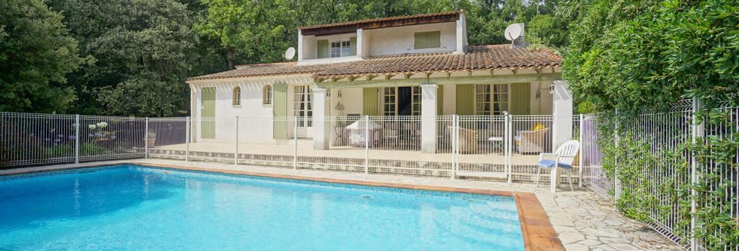 Maison 5 Pièces 103 m² à louer à Valbonne (06560)