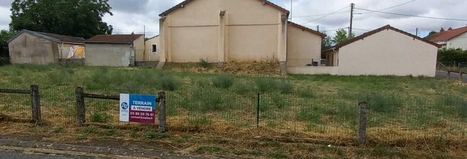 Terrain  820 m² à vendre à Montceau-les-Mines (71300)