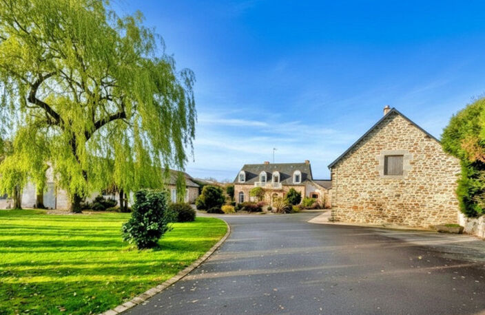 Maison à vendre 7 pièces 200 m2 LA CHAPELLE JANSON (35) avec dépendances et terrain — photo 4