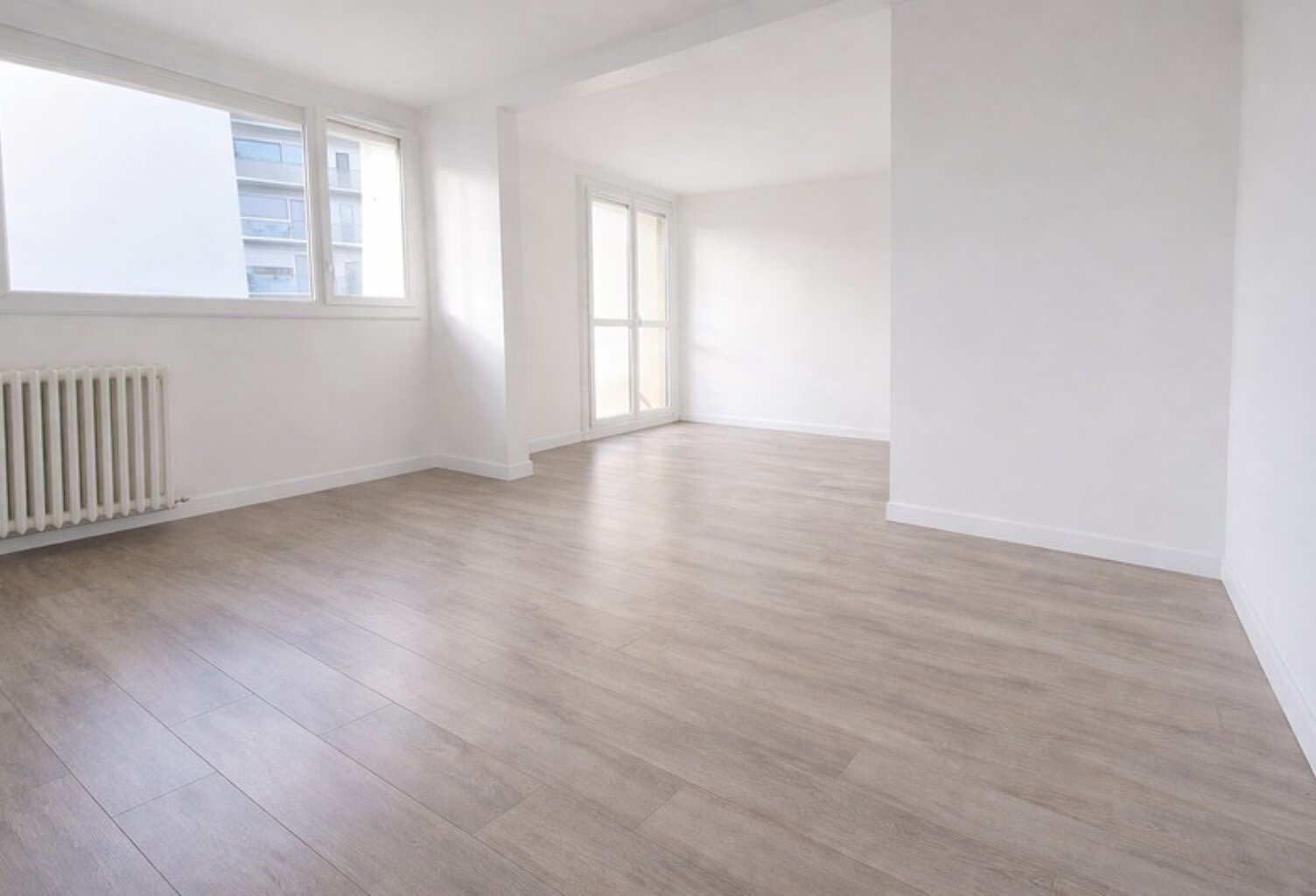CHARTRES - QUARTIER PRISE - Appartement T2/T3 sécurisé - 53m² avec balcon — photo 1