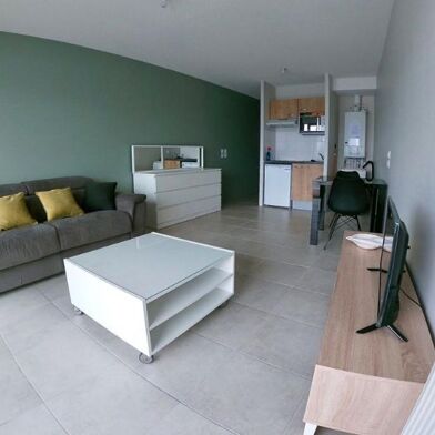 Appartement 1 pièces 720 €