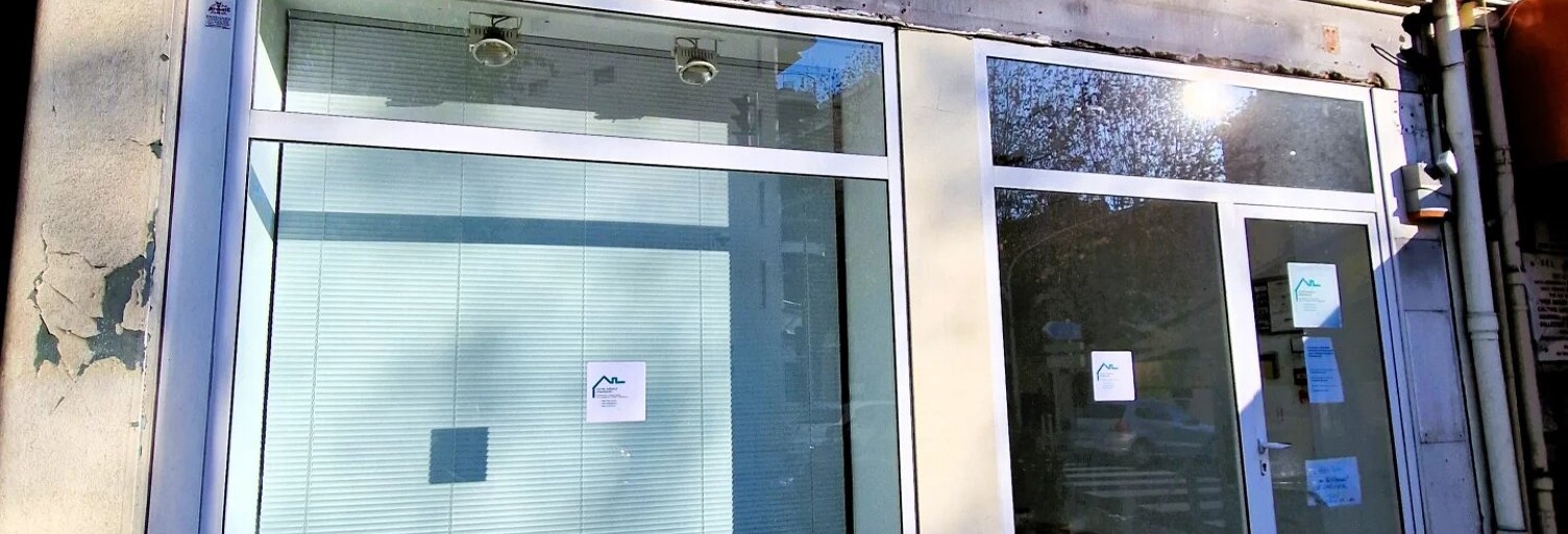 Commerce  75 m² à louer à Nice (06100)