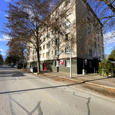 Appartement 3 pièces 120000 €