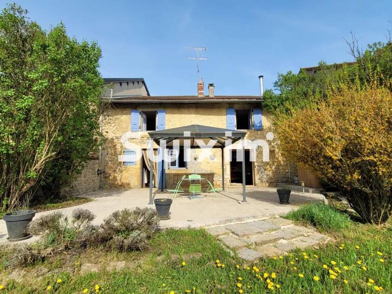Maison de village en pierre cuiseaux — photo 1