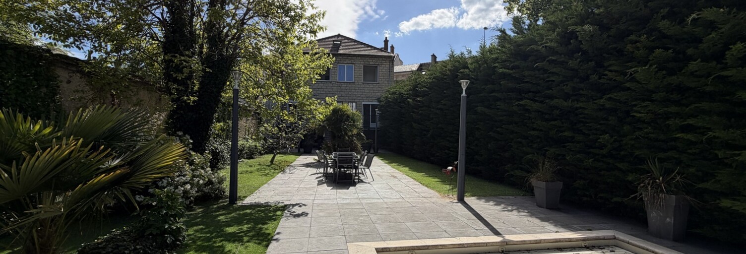 Maison 7 Pièces 233 m² à vendre à Dijon (21000)