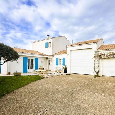 Maison 4 pièces 496375 €