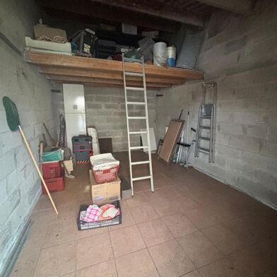 Appartement 4 pièces 190800 €