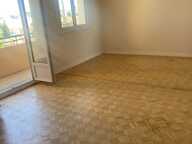 Bron secteur piscine 70 m² top 1er achat ou colocation rentable — photo 2