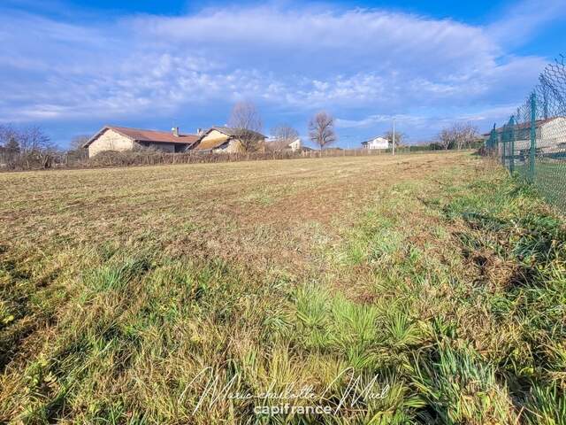Terrain à bâtir — photo du bien