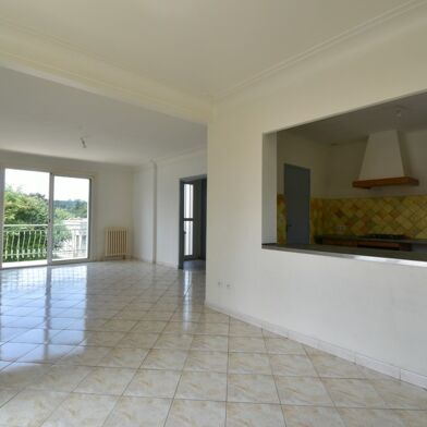 Appartement 4 pièces 687 €