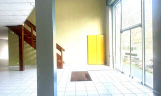 Commerce 4 Pièces 268 m² à louer à Saumur (49400)