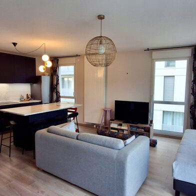 Appartement 3 pièces 357700 €