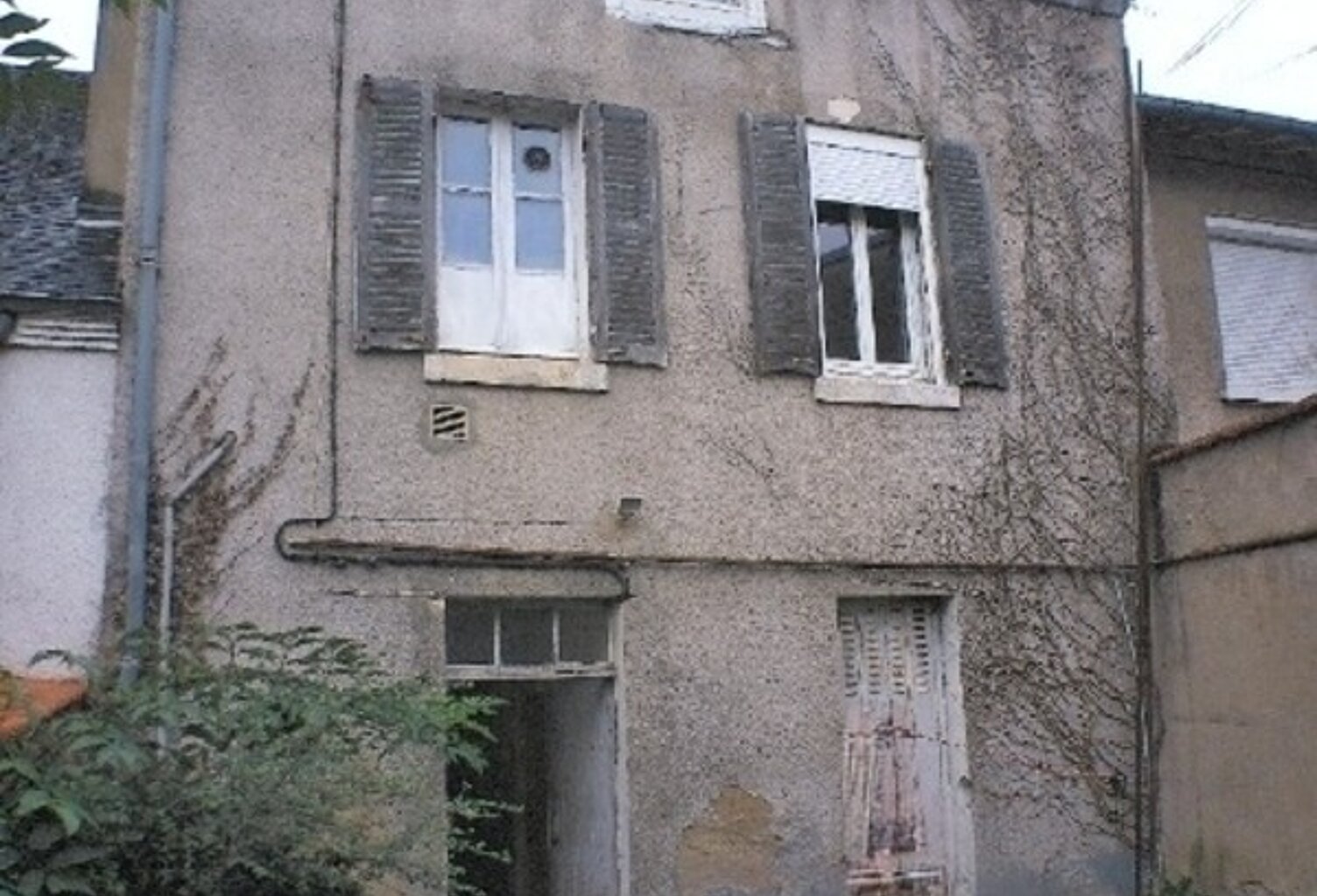 A vendre VIERZON (18) immeuble de rapport 6 lots — photo 1