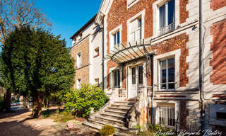 Appartement 8 Pièces 213 m² à louer à Sèvres (92310)