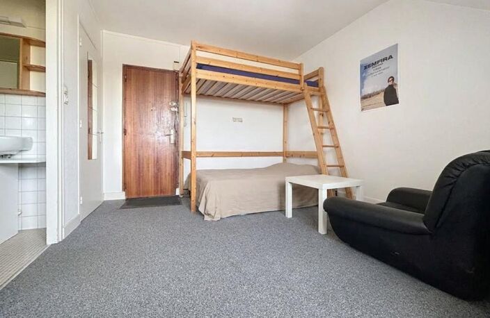 Appartement À Vendre — photo 2