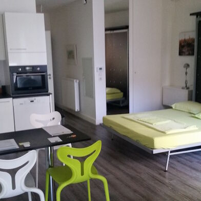 Appartement 1 pièces 860 €