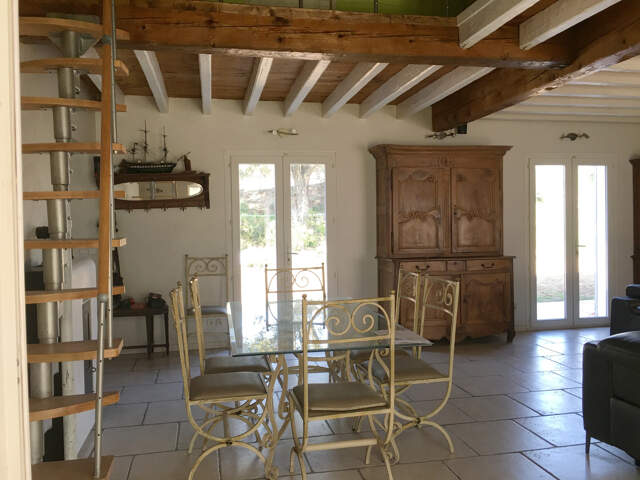 VILLA GRAND GARAGE & ATELIERS - 2 000 m2 DE TERRAIN — photo du bien