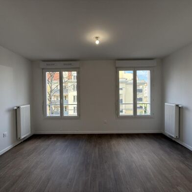 Appartement 1 pièces 790 €