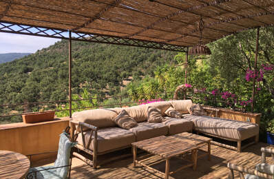 VILLA  VUE DOMINANTE PISCINE JARDIN PAYSAGE DE 958 m2 — photo du bien