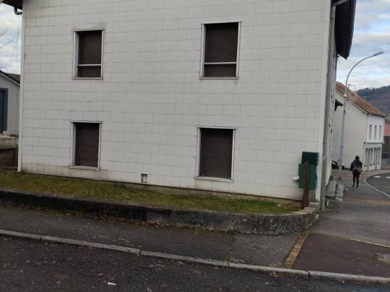 Maison comprenant 3 appartements — photo 1