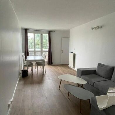 Appartement 3 pièces 1080 €