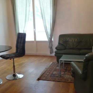 Appartement 3 pièces 960 €