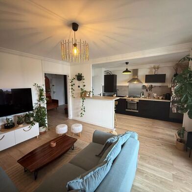 Appartement 2 pièces 930 €