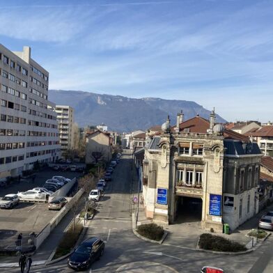 Appartement 1 pièces 590 €